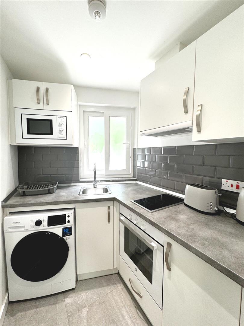 Image of Apartment - 1 Bathrooms for Rental in Town Area-Gibraltar, Image 5